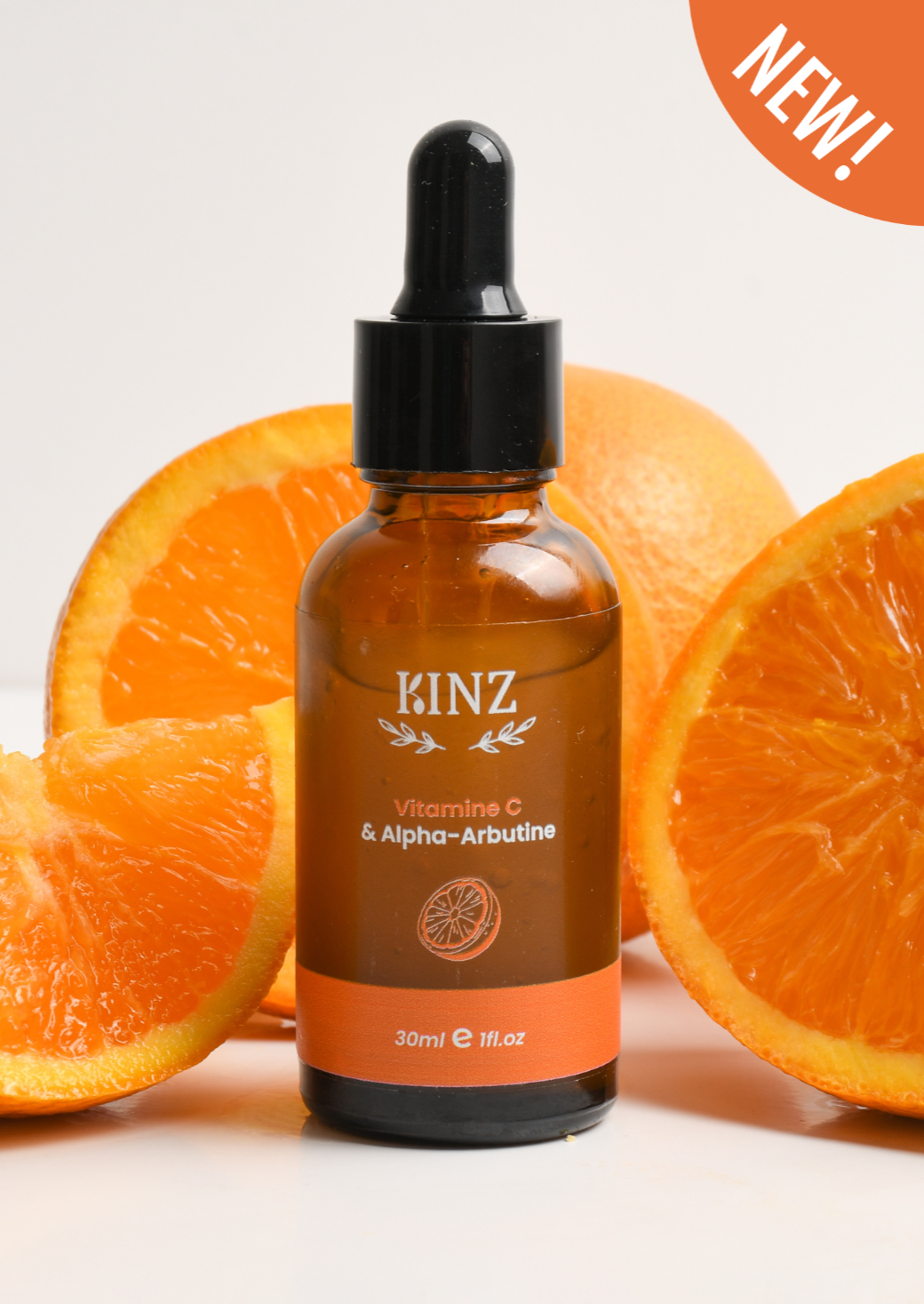 Flacon du sérum éclat Kinz à la vitamine C 15% et à l'alpha-arbutine, 30 ml anti-taches